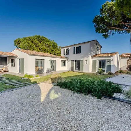 Maison Spacieuse 8 Personnes, Jardin, Parking, Proche - Fr-1-835-19