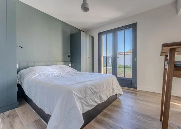 Semesterbostad Maison Spacieuse 8 Personnes, Jardin, Parking, Proche - Fr-1-835-19 La Flotte